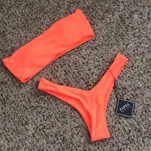 Swim suit